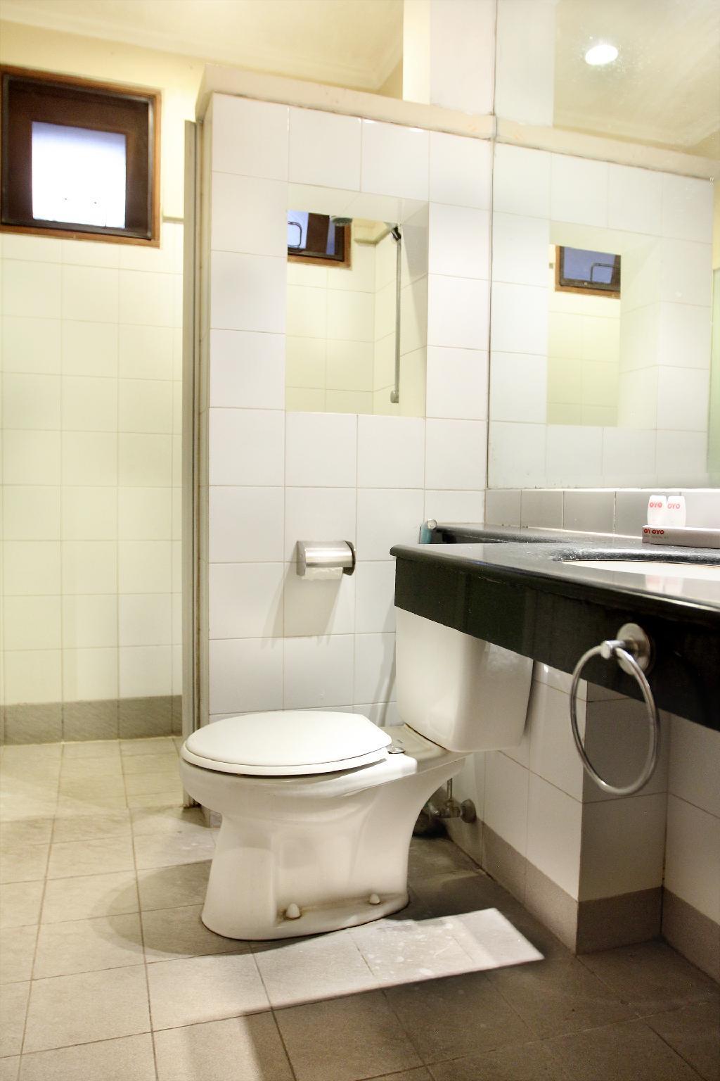 Super Oyo 123 Puri Lotus Otel Cakarta Dış mekan fotoğraf