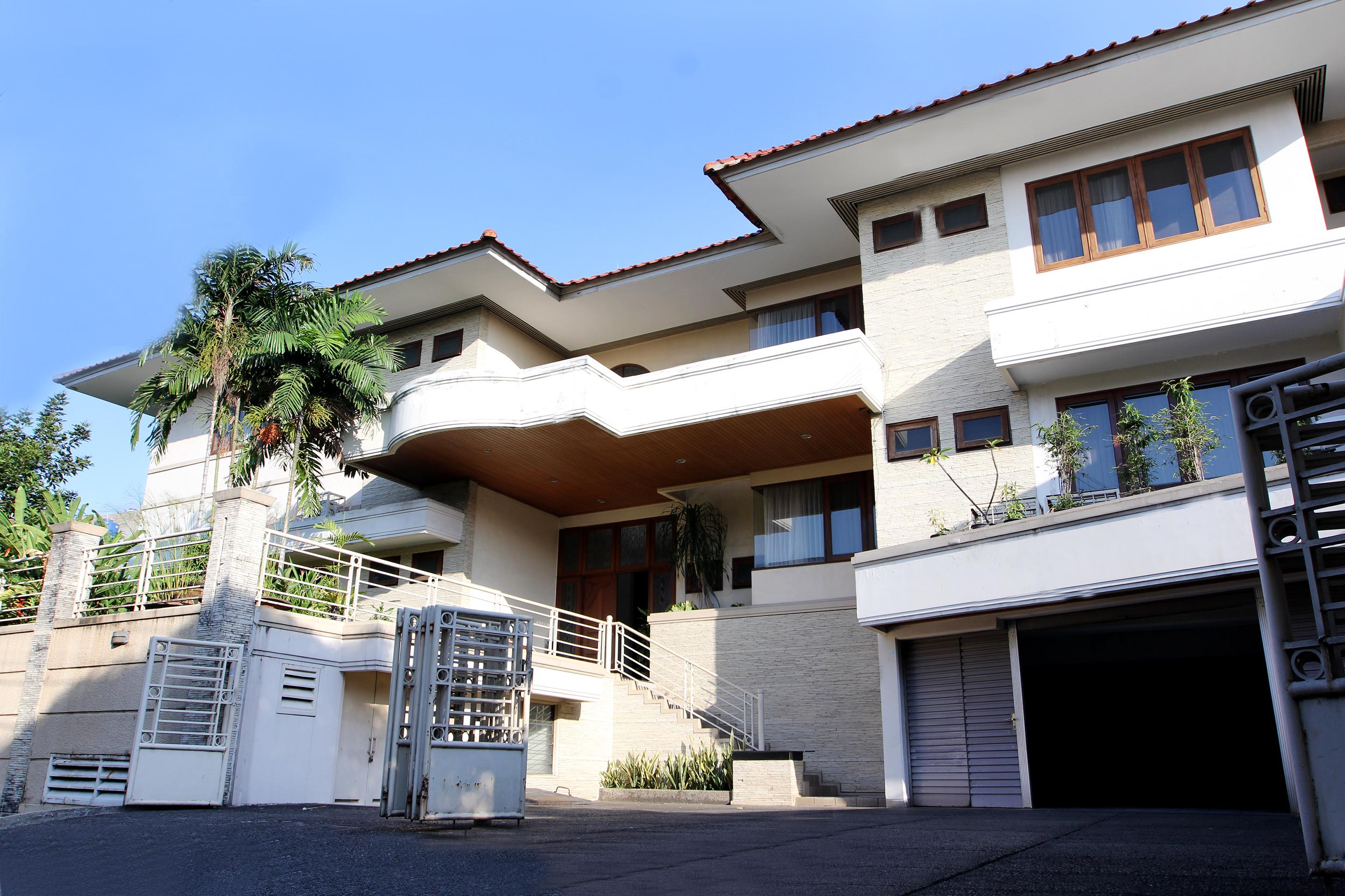Super Oyo 123 Puri Lotus Otel Cakarta Dış mekan fotoğraf