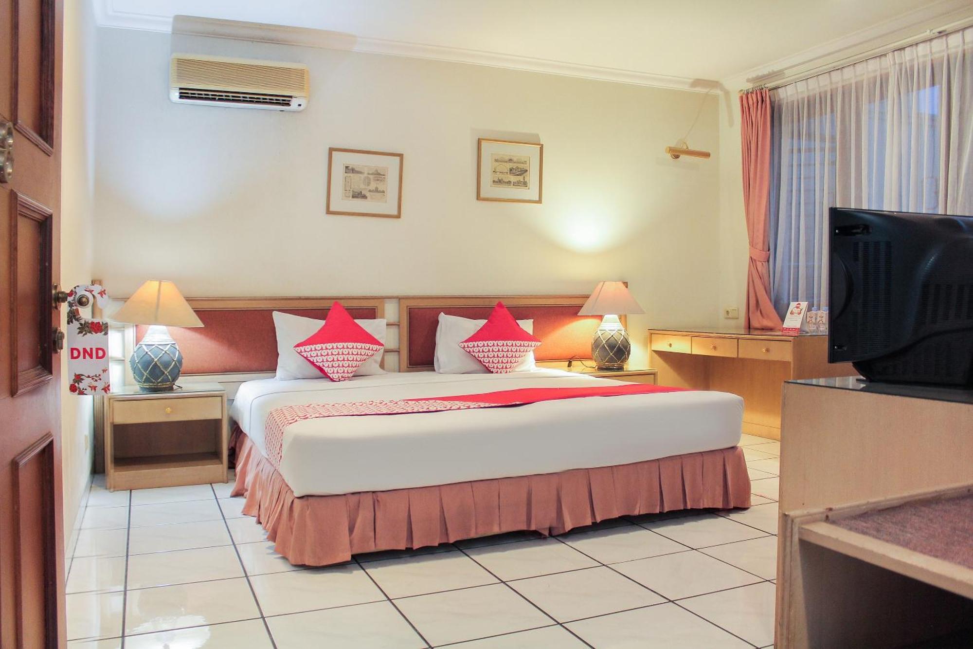 Super Oyo 123 Puri Lotus Otel Cakarta Dış mekan fotoğraf