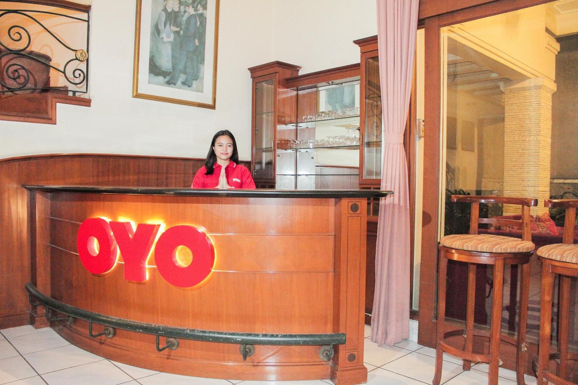 Super Oyo 123 Puri Lotus Otel Cakarta Dış mekan fotoğraf